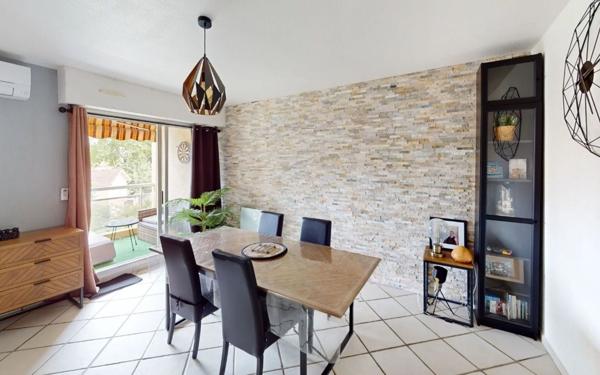 Appartement à vendre    3 pièces • 75,88 m2 Toulon