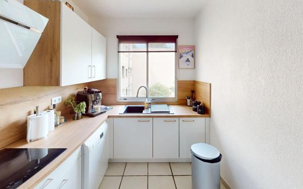 Appartement à vendre    3 pièces • 75,88 m2 Toulon