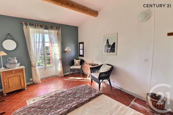 Maison à vendre  4 pièces - 150 m2 VACQUEYRAS - 84