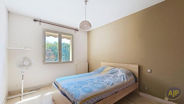 Maison à vendre Castillon La Bataille - 6 pièces, 154m² avec 4 chambre(s) à 172 000€ - AJP Immobilier Libourne