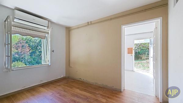 Maison à vendre Castillon La Bataille - 6 pièces, 154m² avec 4 chambre(s) à 172 000€ - AJP Immobilier Libourne