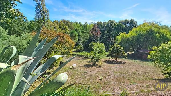 Maison à vendre Castillon La Bataille - 6 pièces, 154m² avec 4 chambre(s) à 172 000€ - AJP Immobilier Libourne