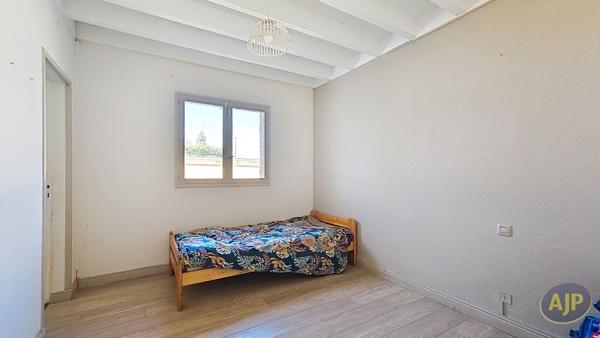 Maison à vendre Castillon La Bataille - 6 pièces, 154m² avec 4 chambre(s) à 172 000€ - AJP Immobilier Libourne