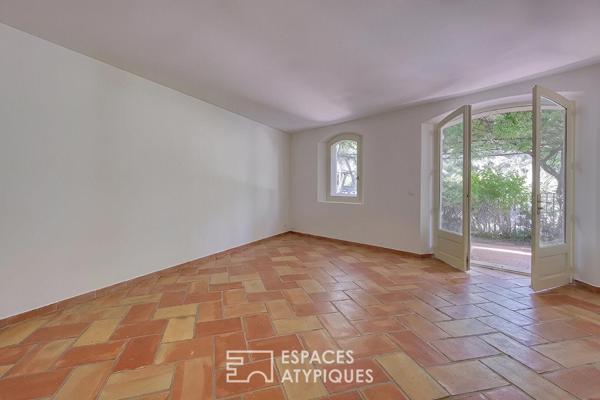 Maison d’architecte grand format, parc paysager piscine et annexes