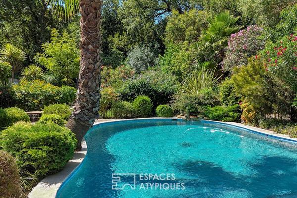 Maison d’architecte grand format, parc paysager piscine et annexes
