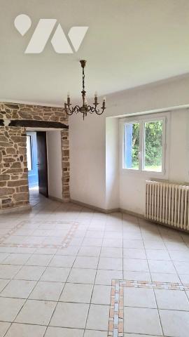 Maison à rénover sur terrain de 2169m²