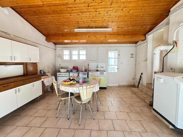 Maison à LE CHATEAU-D'OLERON, 17480 - 7 pièces 143m²