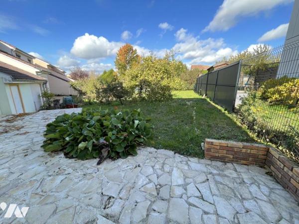 Pavillon 6 pièces avec jardin et garage