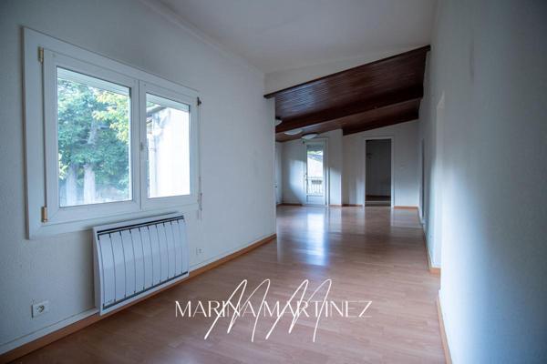 Corps de ferme du XIXe siècle avec jardin attenant