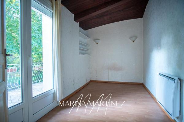 Corps de ferme du XIXe siècle avec jardin attenant