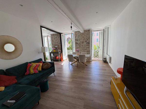NOUVEAU Appartement Hyeres 4 pièce(s) 85 m2