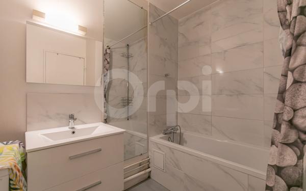 Appartement à vendre    3 pièces • 65,45 m2 Champs-sur-Marne