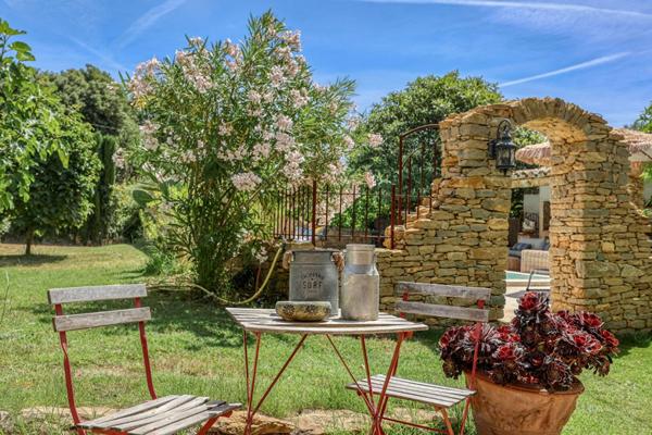 Maison Le Castellet 7 pièce(s) 130 m2