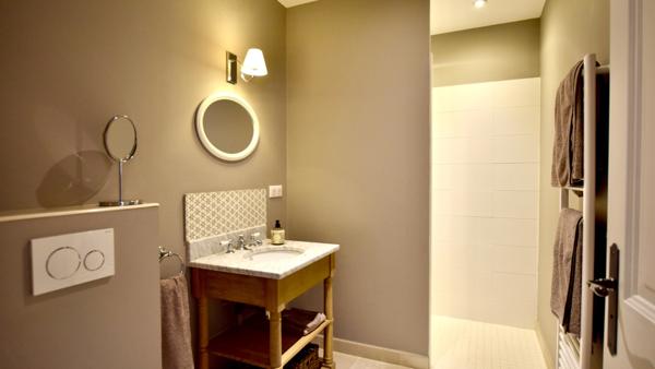 Uzès région, vue panoramique, magnifique Bastide de 400 m², spacieuse et accueillante, style et confort contem Uzès (30700)