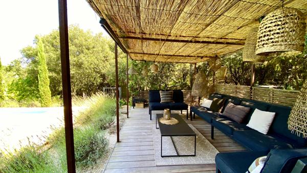 Uzès région, vue panoramique, magnifique Bastide de 400 m², spacieuse et accueillante, style et confort contem Uzès (30700)