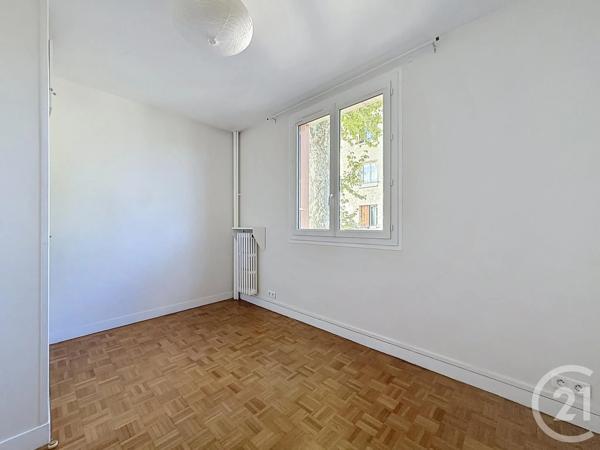Appartement F5 à vendre  5 pièces - 84,90 m 2   CHATOU  - 78