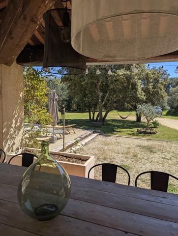 Belle villa 4 chambres, bureau, garage, piscine