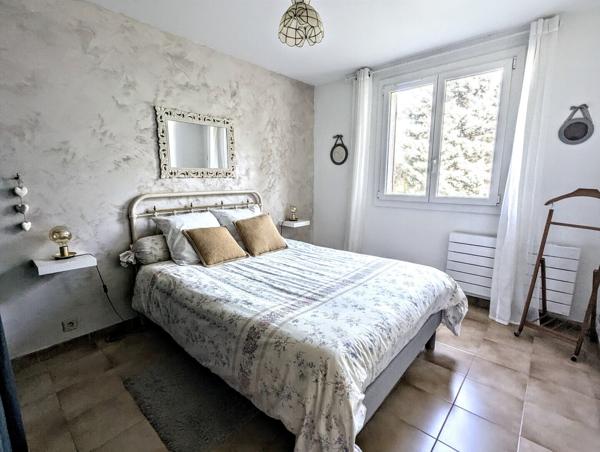 Belle villa 4 chambres, bureau, garage, piscine