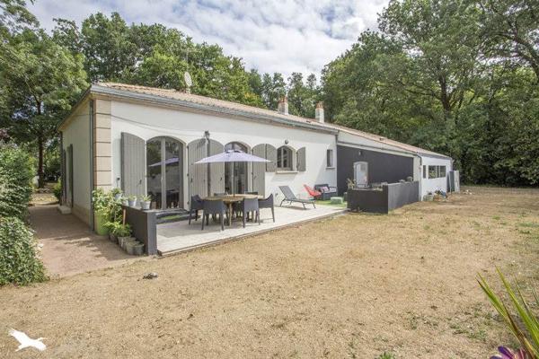Maison à vendre 565 000 € Dompierre-sur-Mer 6 p 184 m² DPE C