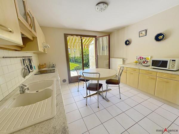 Maison à SASSENAGE, 38360 - 5 pièces 135m²
