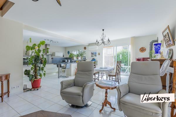 LÉZIGNAN-CORBIÈRES : Magnifique maison de 120m2 avec garage et cellier