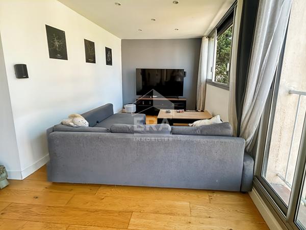 MARSEILLE 15ème - T3 DE 66 M² ENTIÈREMENT RÉNOVÉ - RÉSIDENCE FERMÉE - CLIMATISATION - CAVE