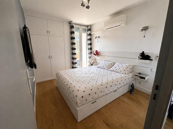 MARSEILLE 15ème - T3 DE 66 M² ENTIÈREMENT RÉNOVÉ - RÉSIDENCE FERMÉE - CLIMATISATION - CAVE