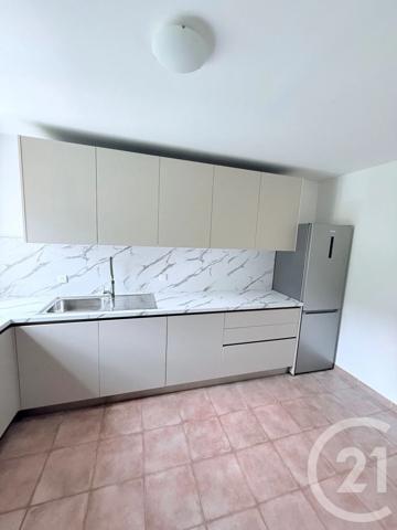 Appartement T3 à vendre  3 pièces - 65 m 2   BASTIA  - 202