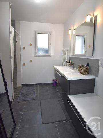 Maison à vendre  4 pièces - 93,91 m2 LA CHAPELLE ANTHENAISE - 53