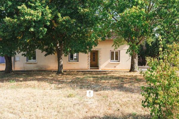 Maison individuelle - Garage et Jardin