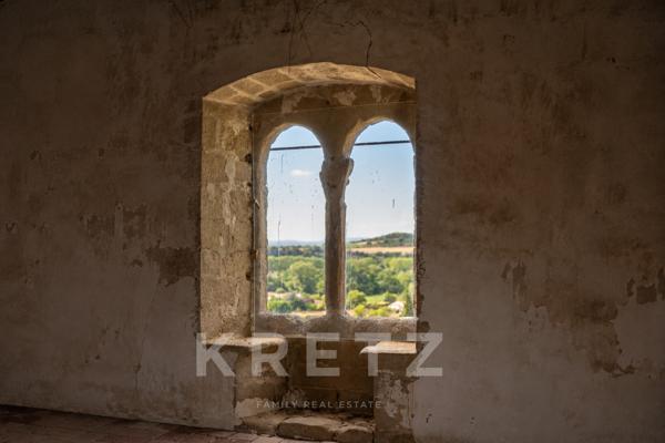 Propriété de luxe avec donjon classé et potentiel unique proche Carcassonne