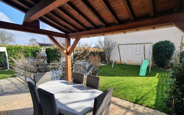 Maison à vendre    4 pièces •  Brie-Comte-Robert