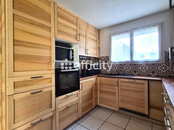 Maison 5 pièces - 104 m² Exclusivité efficity