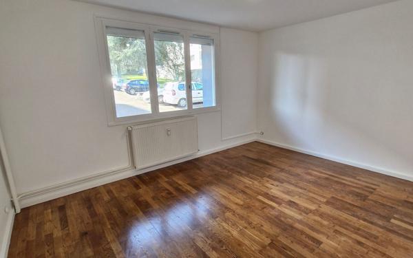 Appartement à louer    1 pièce •  Oullins