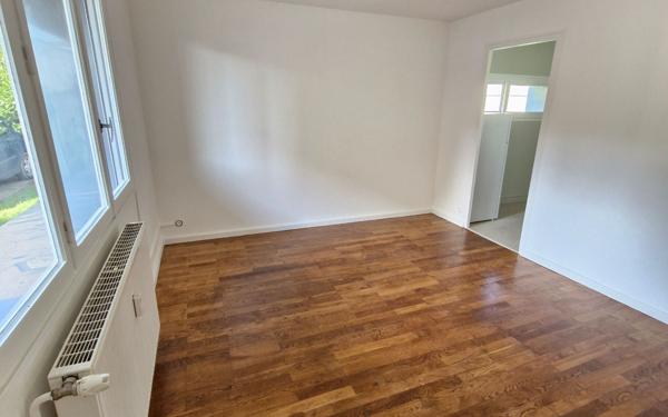 Appartement à louer    1 pièce •  Oullins