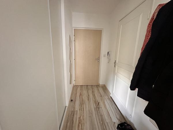 Tourcoing (59200) À Vendre Appartement T2 avec parking en sous-sol