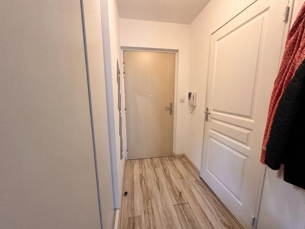 Tourcoing (59200) À Vendre Appartement T2 avec parking en sous-sol