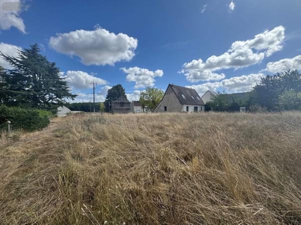 Terrain à Batir à vendre à Esvres dans l'Indre-et-Loire (37320), ref : 034/2025001799