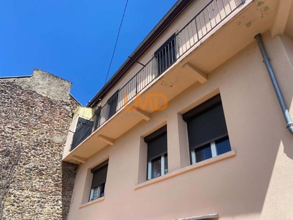 Maison avec 2 appartements