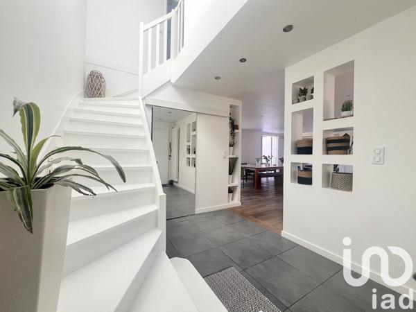 Maison à vendre 8 pièces 214 m² Lésigny