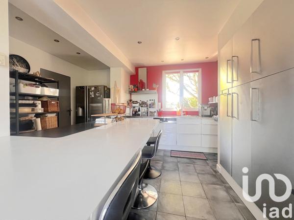 Maison à vendre 8 pièces 214 m² Lésigny