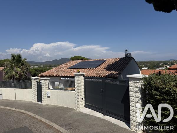 Maison à vendre 5 pièces 143 m² Fréjus