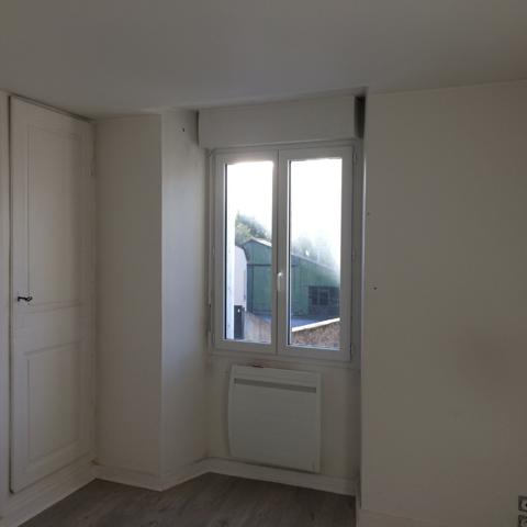 Maison Cossé-le-vivien - 65.00 m2