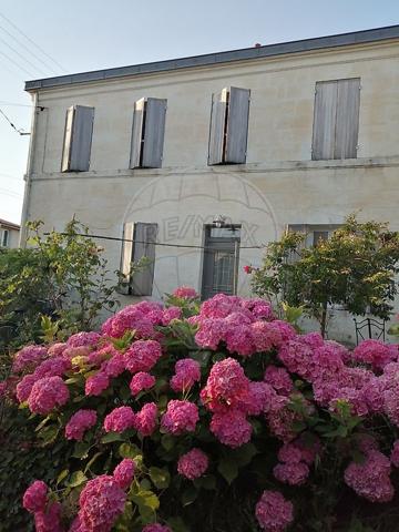 Maison 3 chambre(s) à vendre - Saintes, Charente-Maritime - 17