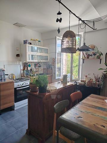 Maison 3 chambre(s) à vendre - Saintes, Charente-Maritime - 17