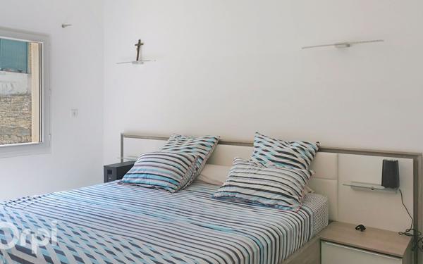 Maison à vendre    7 pièces •  La Cadière-d'Azur