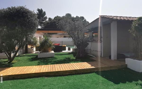 Maison à vendre    7 pièces •  La Cadière-d'Azur