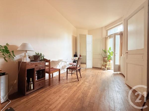 Appartement Studio à vendre  1 pièce - 36,90 m 2   ST OUEN  - 93