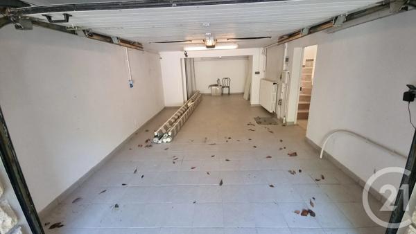 Maison à vendre  8 pièces - 192,42 m 2   LA VARENNE ST HILAIRE  - 94