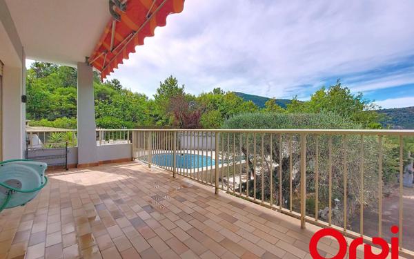 Maison à vendre    9 pièces •  Nice